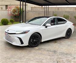 تۆیۆتا کامری